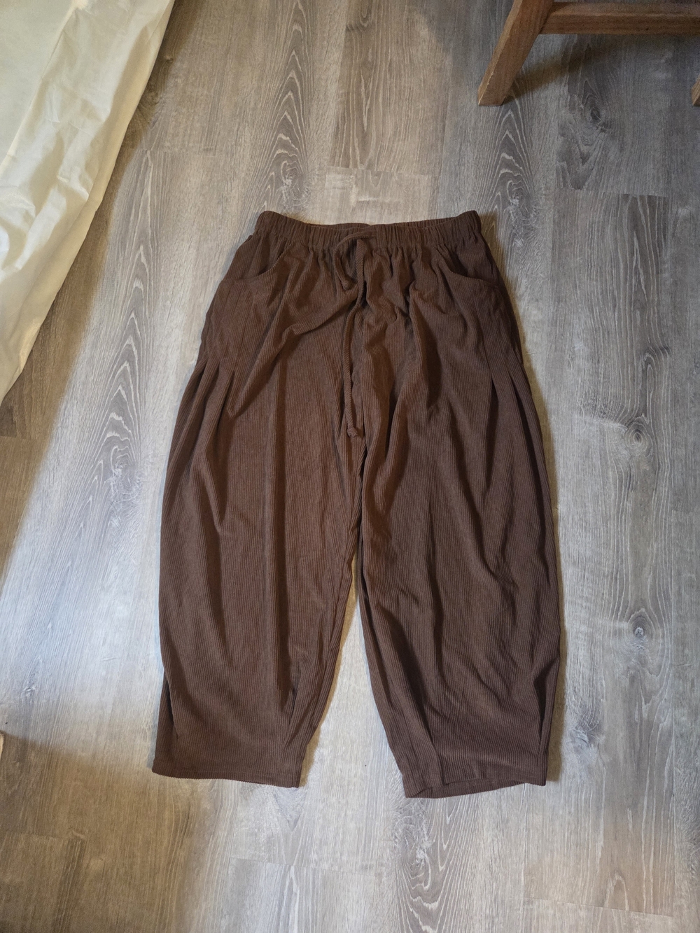 Tarse Corduroy Pants